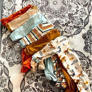 (6) Members Mark sleeper onsies